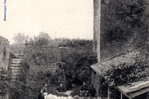 18 St Macaire Le lavoir du Thuron