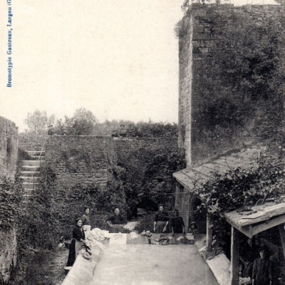 18 St Macaire Le lavoir du Thuron