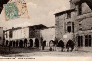 CPA St Macaire Place du Mercadiou