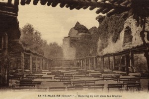 Saint Macaire Dancing du soir dans les Grottes