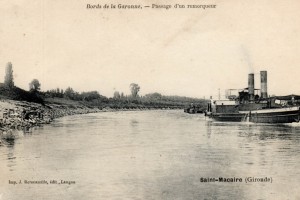 Saint Macaire Les bords de Garonne Passage d un remorqueur