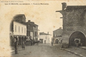 Saint Macaire Place du Marcadieu 01