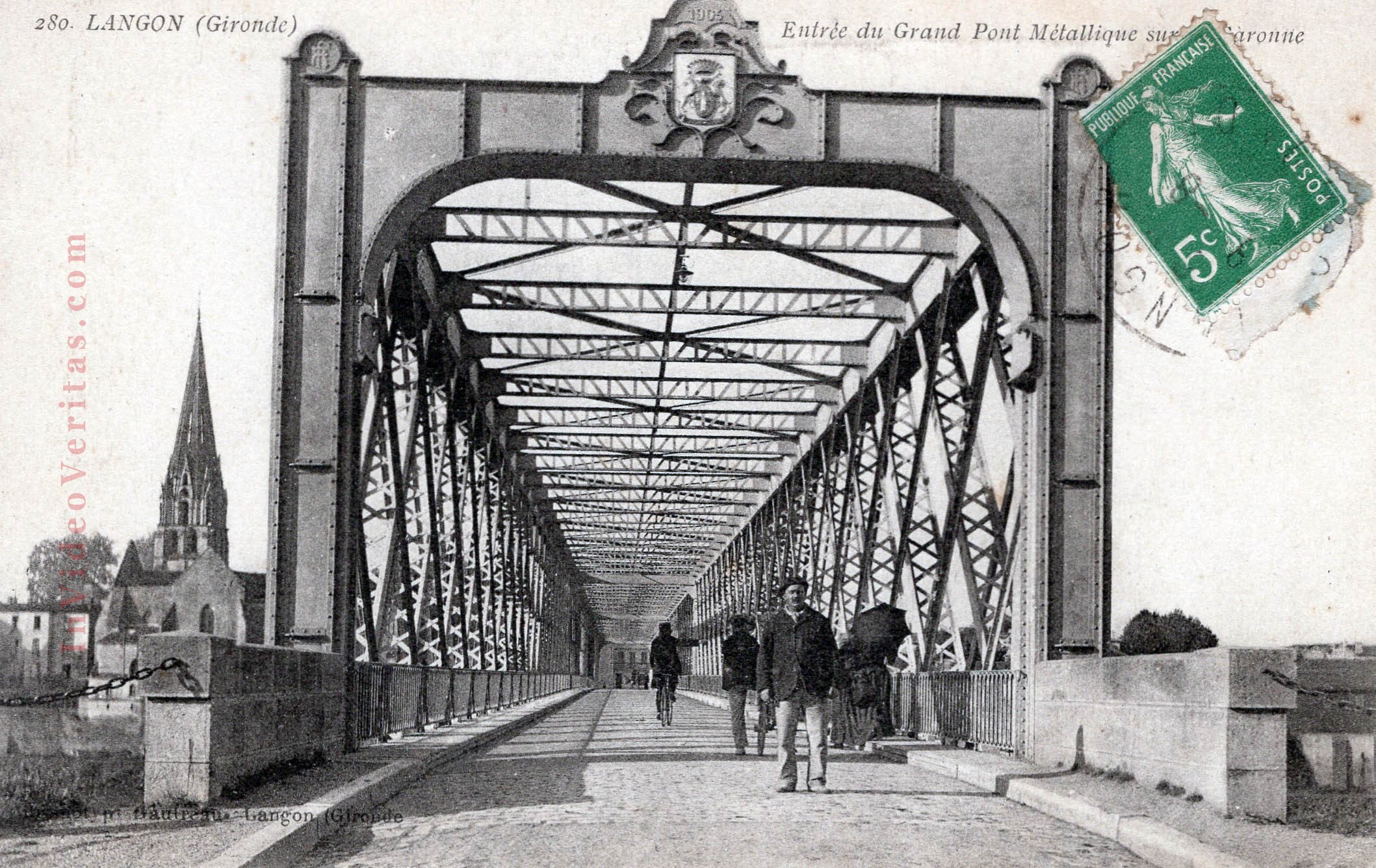 langon entre  e du grand pont mettaliquesur la garonne2