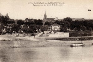 CPA Cadillac Panorama sur les bords de Garonne