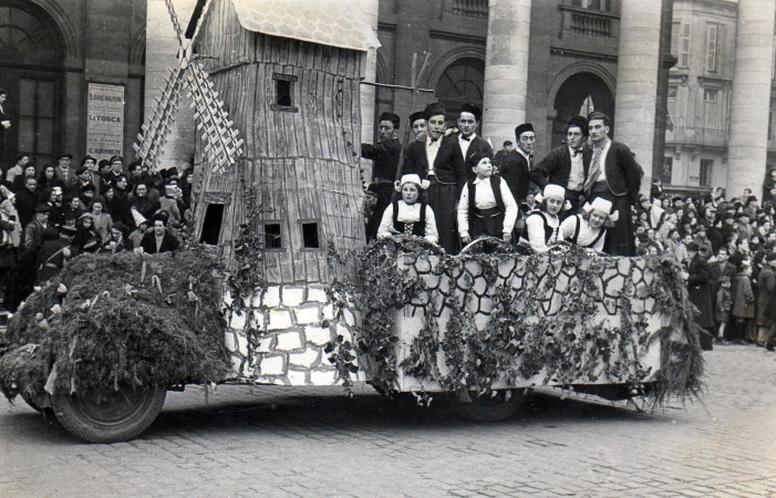 24 carnaval 1946 photo cocut 23 02