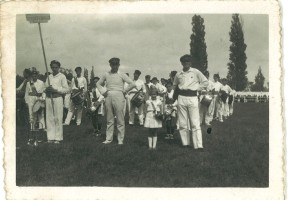 1933 section gymnastique et harmonie st foy la grande photos faure